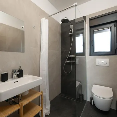 New Artec With Sea View Vila