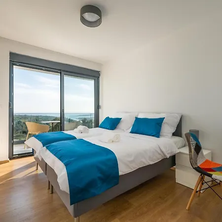 New Artec With Sea View Vila