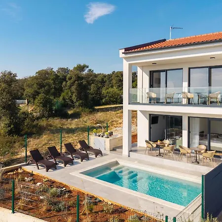 New Artec With Sea View