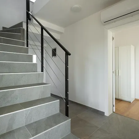 Villa New Artec With Sea View *