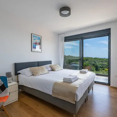 Artec With Sea View *