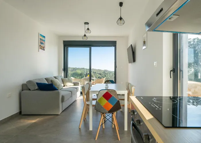 New Artec With Sea View * Marčana