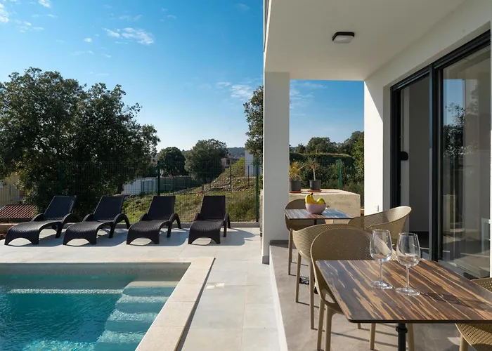 New Artec With Sea View Βίλα